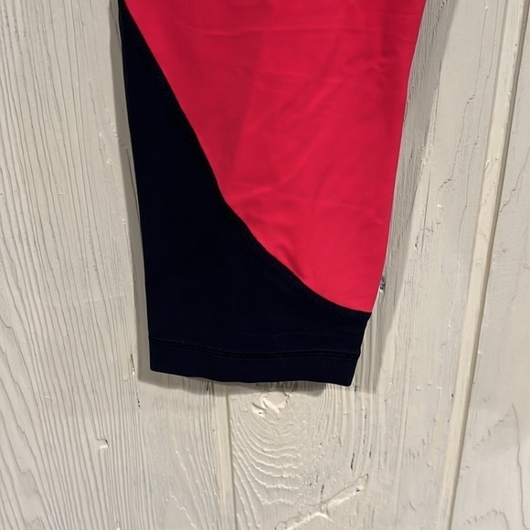Athleta  COLOR BLOCK CROPPED LEGGING Yoga Pants Size large - Picture 2 of 11